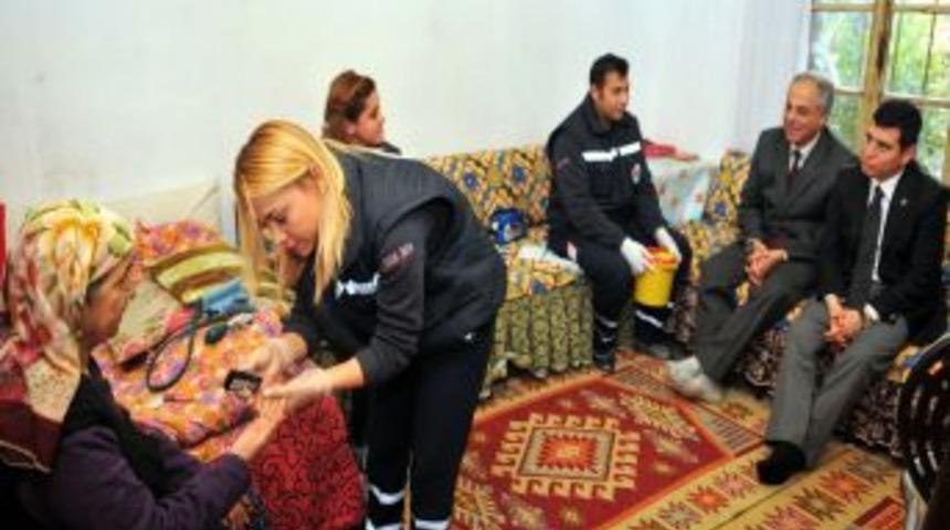 Kepez&rsquo;de Yaşayan 3 Bin Yaşlıya Evde Sağlık Hizmeti Verildi