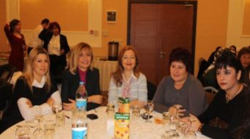 Kadınlar Birliği 80. Yılını Kutladı