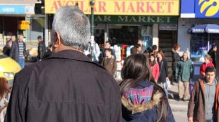 Yayaların Kırmızı Işık İnadı