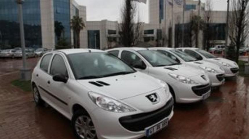 Sıfır otomobiller &ouml;ğrencileri bekliyor