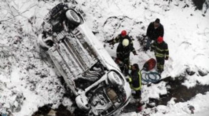 Kar timi kaza i&ccedil;in seferber oldu