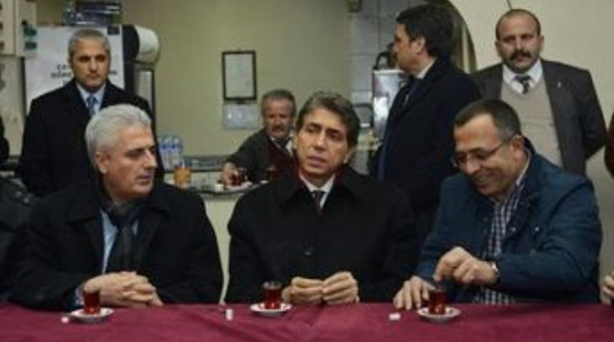 Demir, Cerrahpaşa Spor Kul&uuml;b&uuml;'n&uuml; ziyaret etti