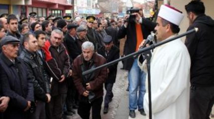 Şehit Annesi, Evlat Acısına 1 Ay Dayanabildi