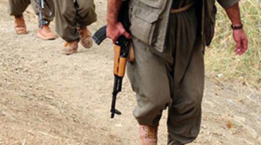 PKK &ouml;ğretmen ve velileri tehdit etti