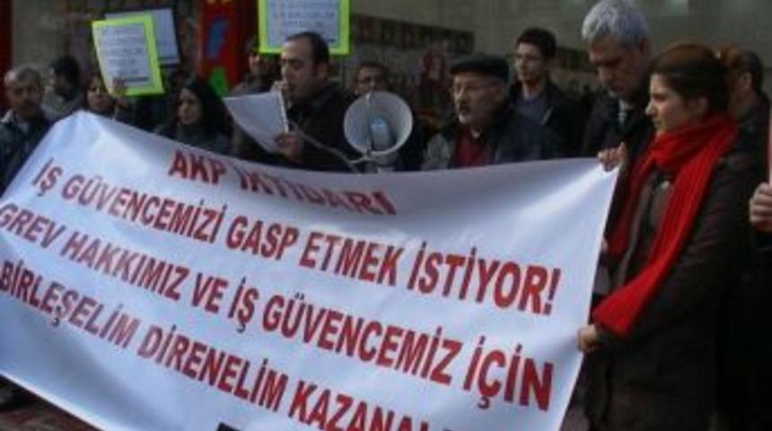 Kamu Emek&ccedil;ileri Cephesi &Ouml;rg&uuml;tl&uuml; M&uuml;cadele İstedi