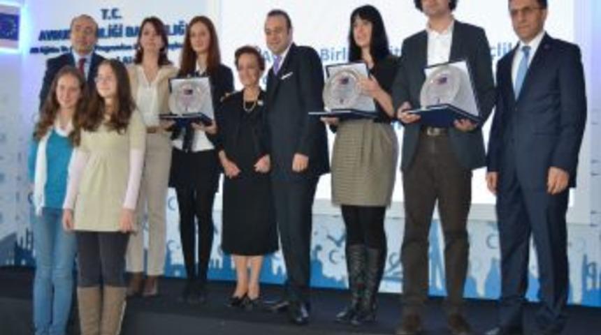 AB Fonuyla Re&ccedil;el &Uuml;retti