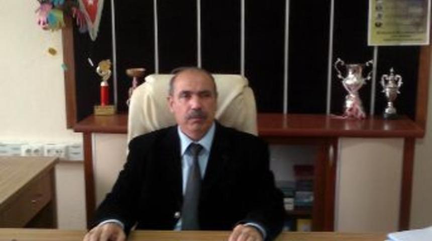 &Ouml;ğrencilerin Başarısı 'Okullar Yarışıyor' Projesiyle Arttırılacak