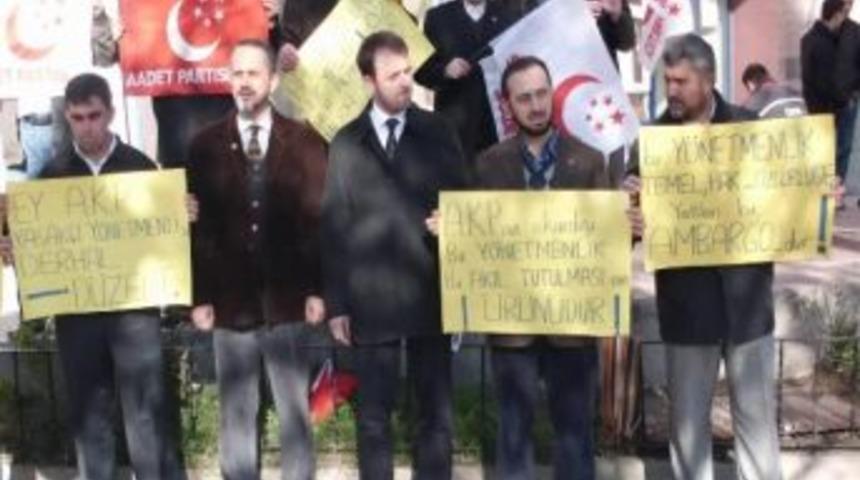 Saadet Partisi&rsquo;nden Okullarda Kıyafet Serbestliği A&ccedil;ıklaması