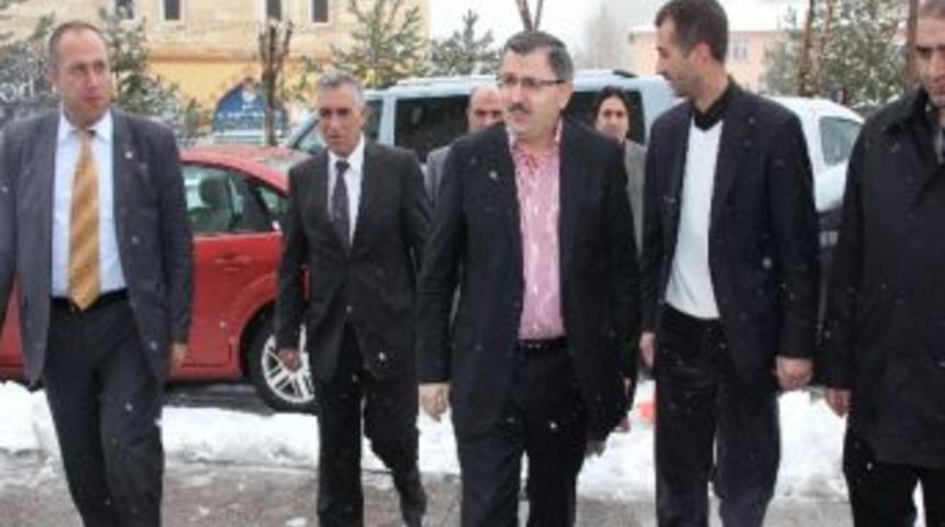 Eğitim Bir Sen Genişletilmiş Divan Toplantısı Erzurum&rsquo;da Yapıldı