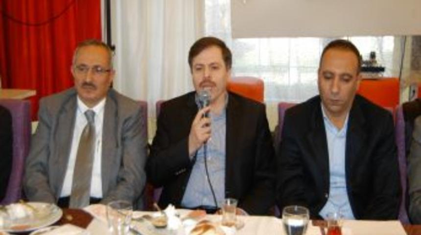 İMO Uşak Şubesi Rekt&ouml;r Sait &Ccedil;elik'i Misafir Etti