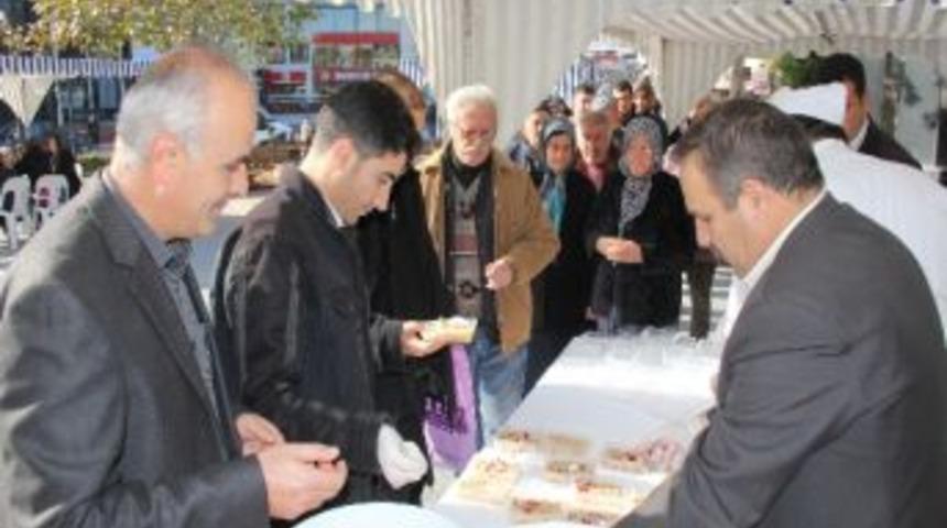 Nazilli'de Aşure Günü Etkinliğine Yoğun İlgi