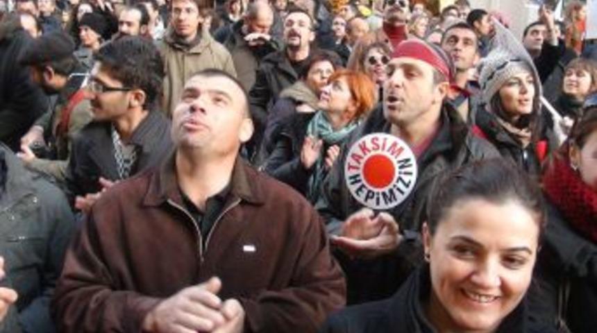 'İnci' I&ccedil;in Y&uuml;r&uuml;d&uuml;ler