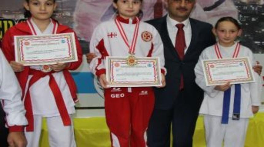Of'ta Uluslararası Karate Şampiyonası