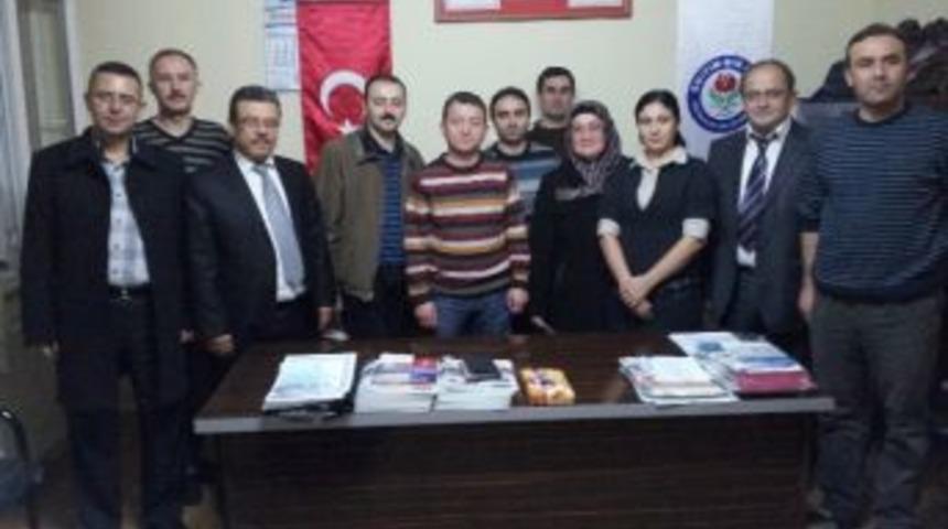 Yethimlere &Ouml;ğretmen Desteği