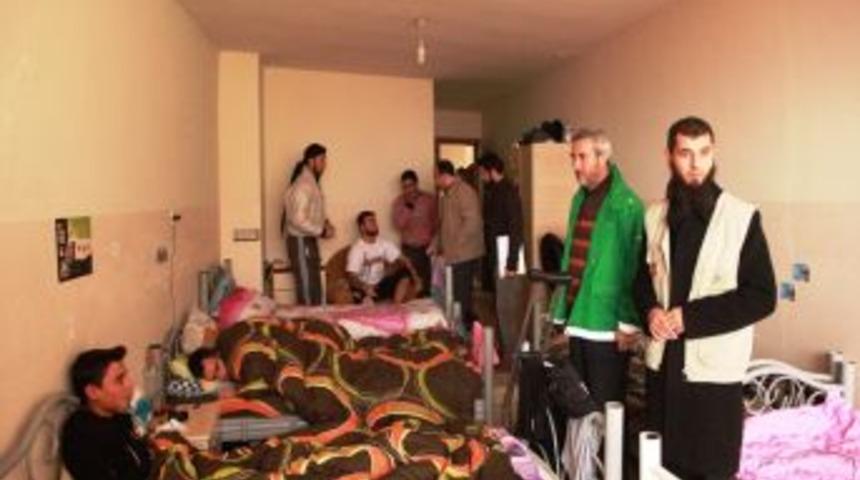 Suriyelilere Para Ve Gıda Yardımı Yapıldı