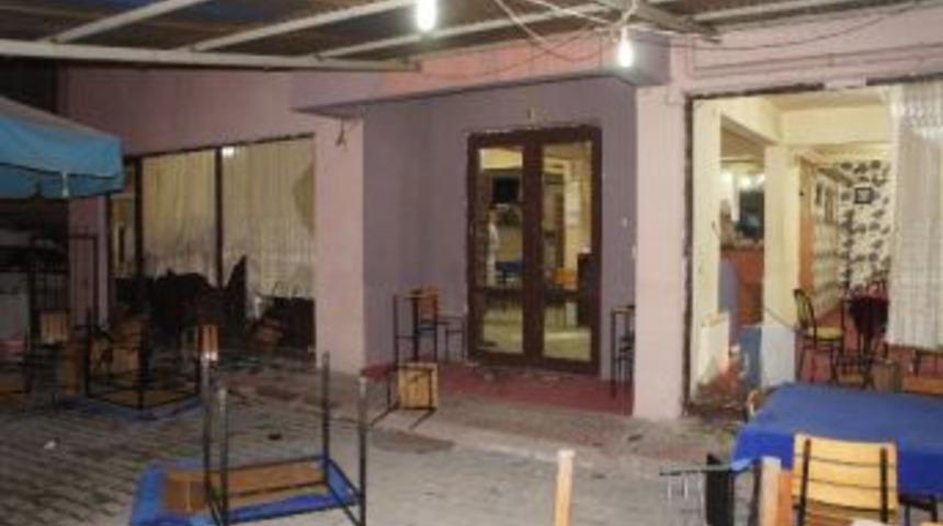 Kıraathanede Silahlı Kavga: 2 Yaralı