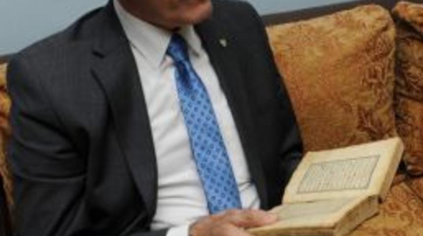 El Yazma Kur'an-ı Kerimler Bursa'da M&uuml;zede Toplanacak