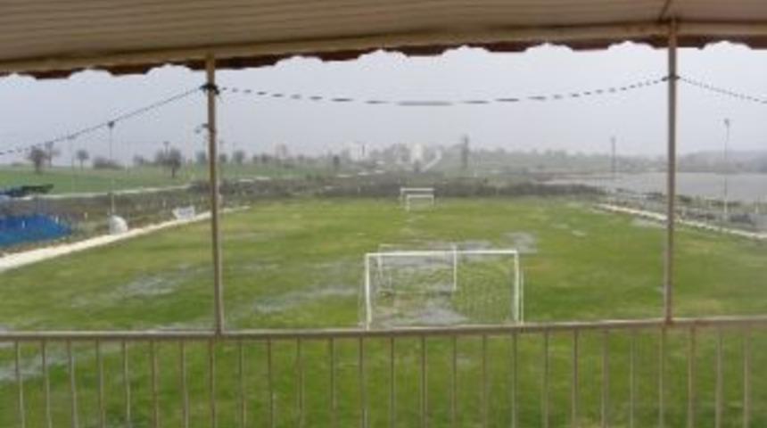 Saha Su Altında Kaldı, Ma&ccedil; İptal Oldu