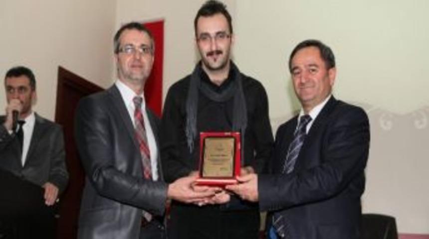 Sahne Başiskele'nin