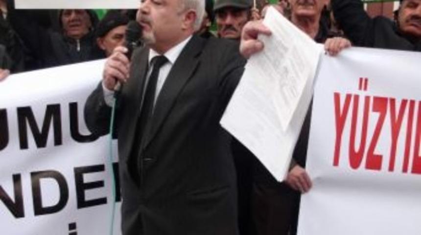 Memleketlerinden S&uuml;r&uuml;len Ahıska T&uuml;rkleri Adalet İstiyor