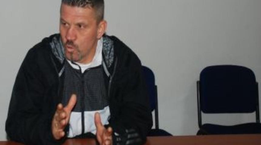 Teknik Direkt&ouml;r, "sevineceğiniz Bir A&ccedil;ıklama Yapacağım" Deyip İstifa Ettiğini A&ccedil;ıkladı