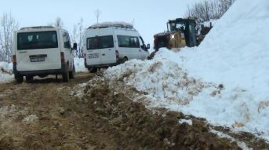 9 K&ouml;y Ve 27 Mezranın Yolu 3 G&uuml;n Sonra A&ccedil;ılabildi