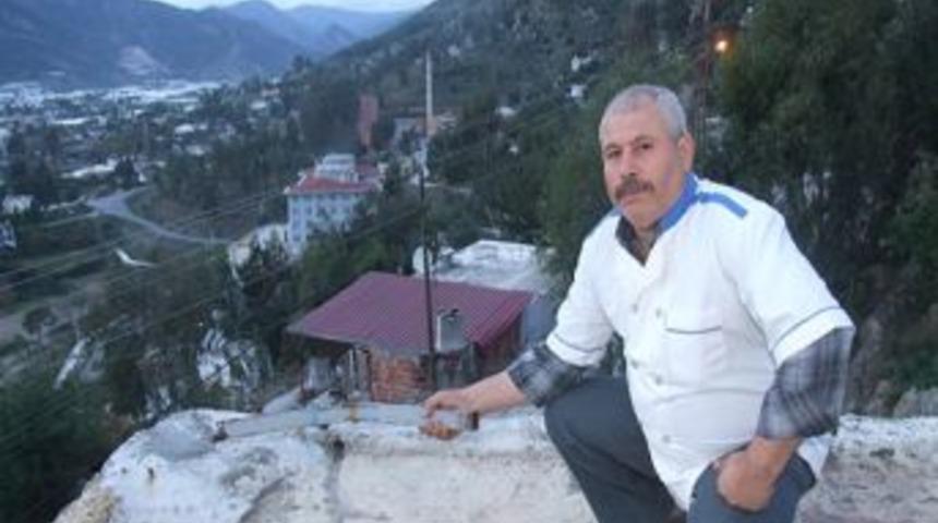 Anamur'da R&uuml;zgar Evin &Ccedil;atısını U&ccedil;urdu