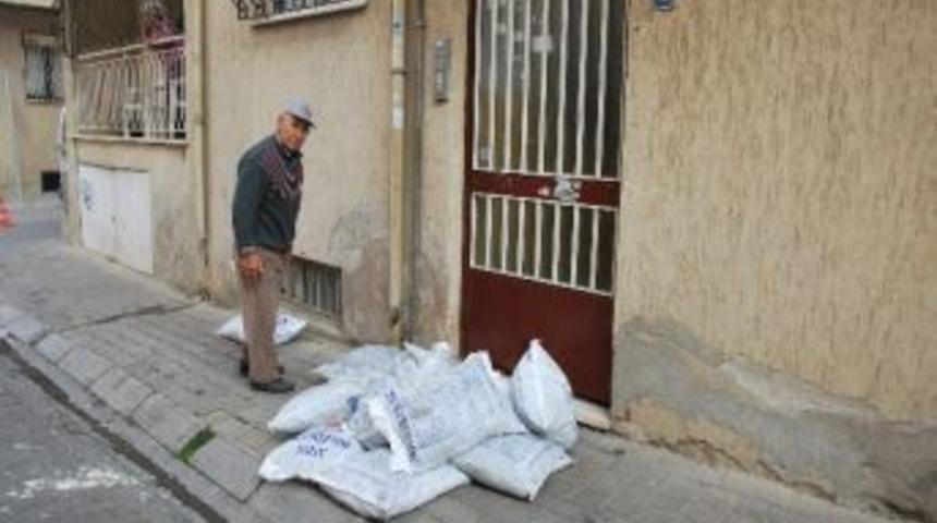 Aydın Belediyesi K&ouml;m&uuml;r Dağıtımına Başladı