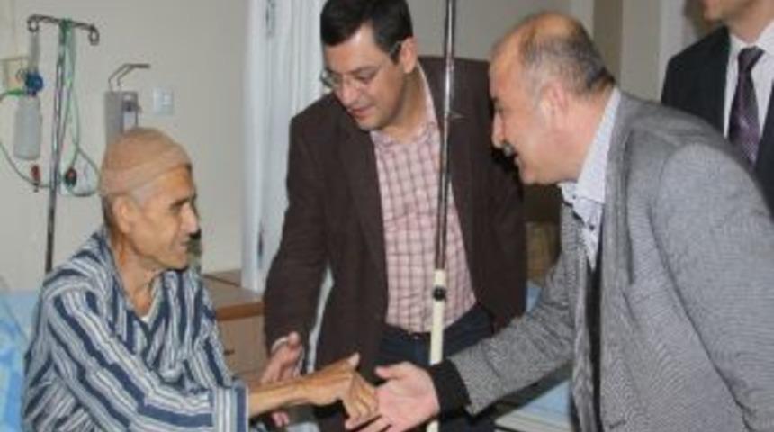 Chp&rsquo;liler Saruhanlı'da Hastane Ziyaret Etti