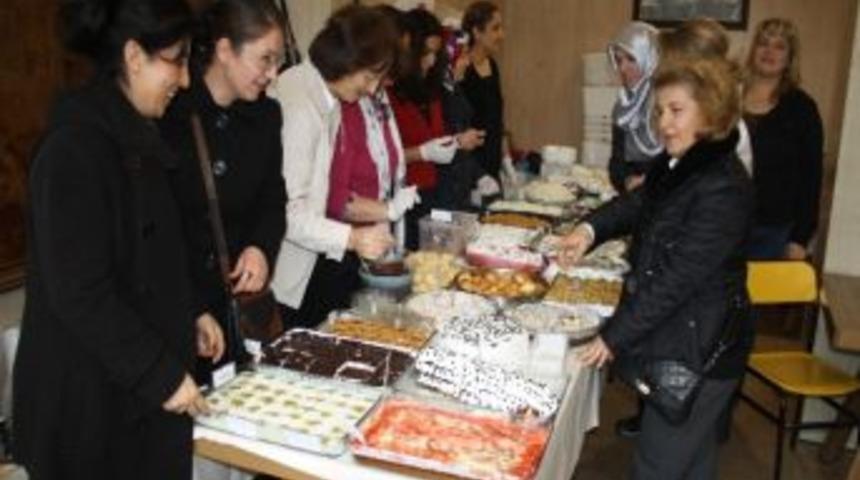 Devrek Ahmet Taner Kışlalı İlk&ouml;ğretim Okulundan Kermes