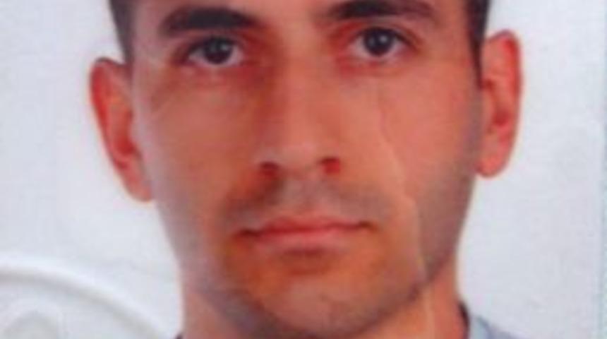 Yaşam M&uuml;cadelesini Kaybetti