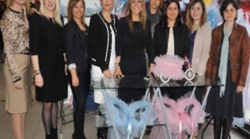 Aydınlı Kadınlar El İşi &Ccedil;arşısında Kesesini Doldurdu