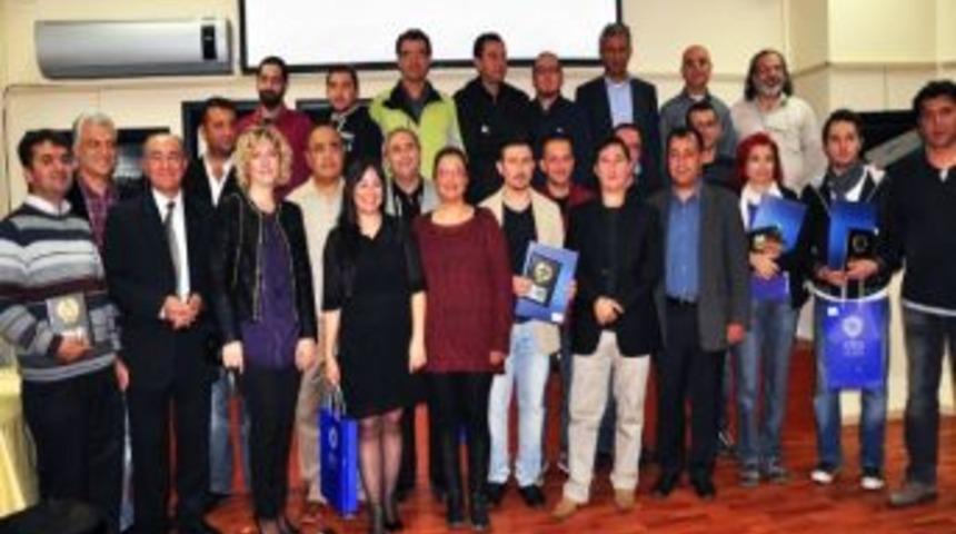 "altın Kamera" Ve "13 Kare Fotoğraf G&ouml;steri Yarışması" &Ouml;d&uuml;lleri Sahiplerini Buldu