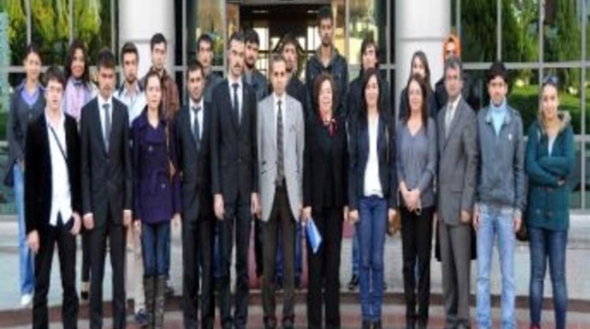 Ad&uuml; &Ouml;ğrenci Konseyi Se&ccedil;imleri Ger&ccedil;ekleşti