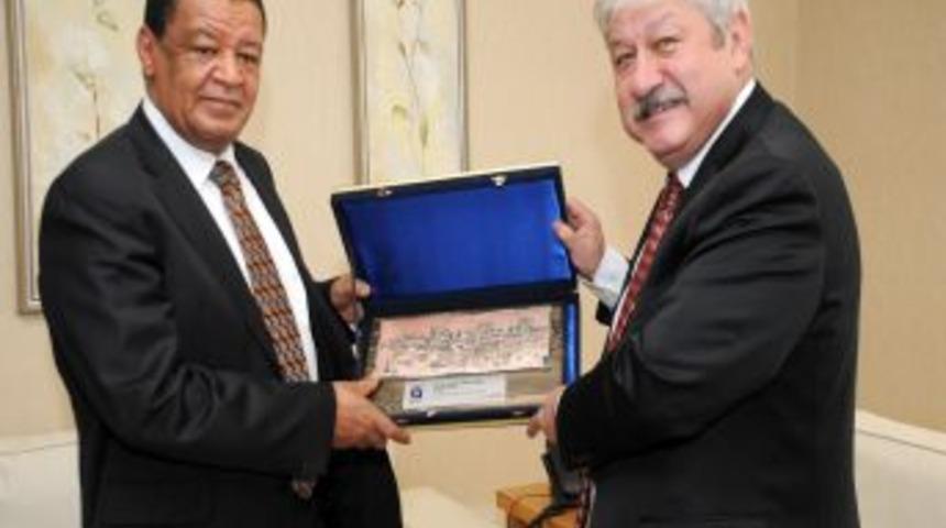 Etiyopya B&uuml;y&uuml;kel&ccedil;isi: &Uuml;lkeme &Ccedil;ok Sayıda T&uuml;rk Iş Adamı Yatırım I&ccedil;in Geldi