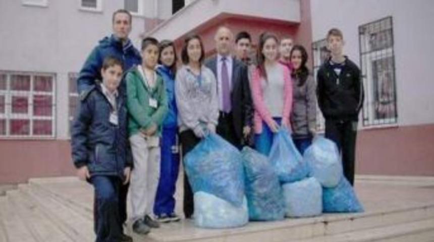 &Ouml;ğrencilerden &Ouml;rnek Davranış