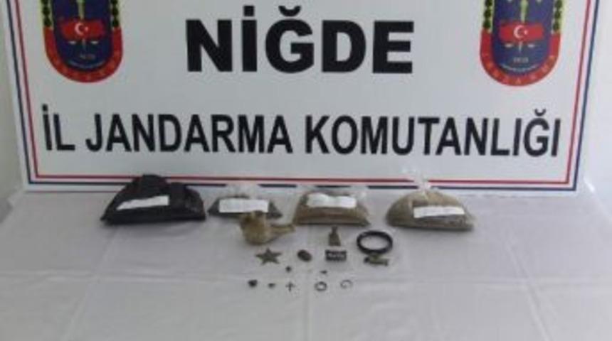 Tarihi Eser Ka&ccedil;ak&ccedil;ıları Jandarmadan Ka&ccedil;amadı