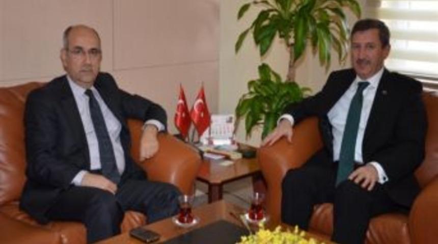 Prof. Dr. Vahit Kiriş&ccedil;i&rsquo;den Vali Yılmaz&rsquo;a Ziyaret