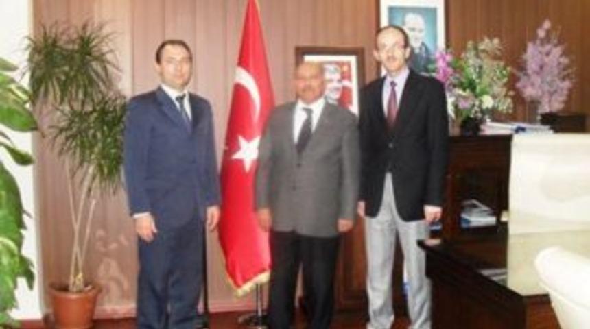 Aktif Eğitimcilerden Kaymakama Ziyaret