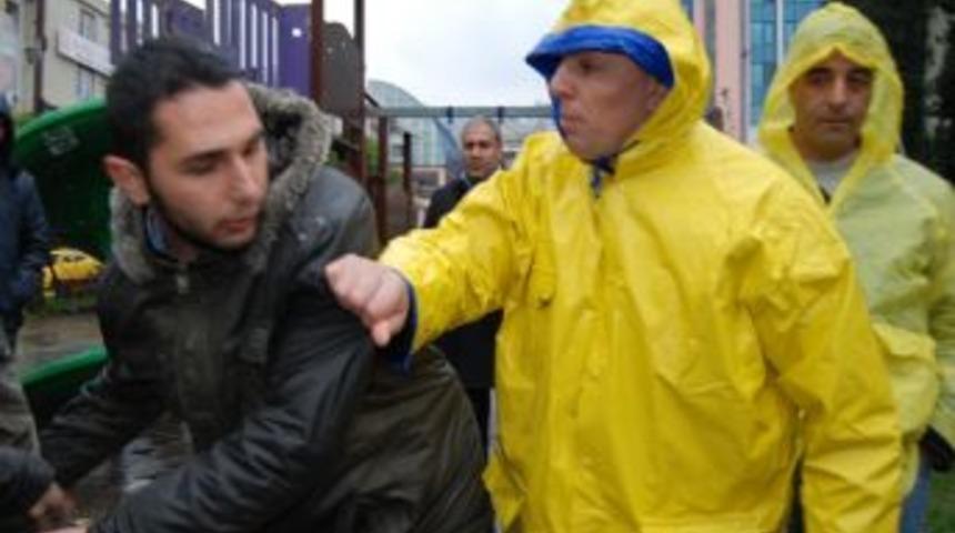 Kocaeli'de &Ouml;ğrencilere Polis M&uuml;dahalesi