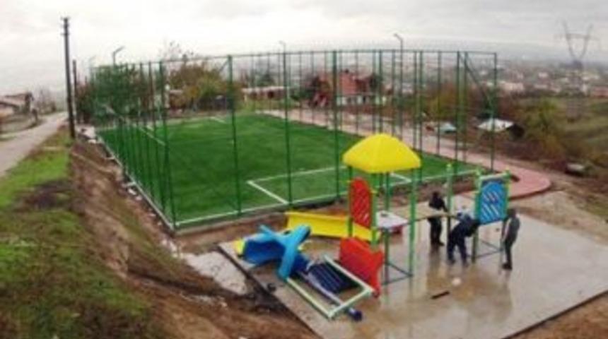 Yeşilyurt Mahallesi&rsquo;nin yeni parkı bitiyor