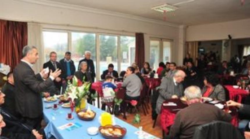 Başkan Uzun: &ldquo;Dayanışma i&ccedil;inde olalım&rdquo;