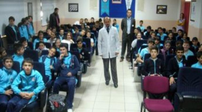 Eczacılığı Federasyon Başkanından Tanıdılar