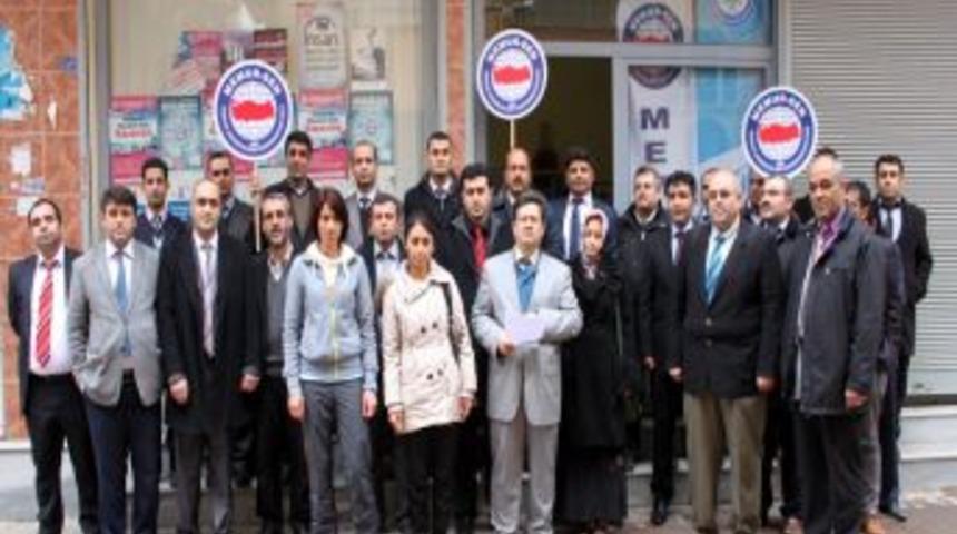 Eğitim Bir Sen'den Baş&ouml;rt&uuml;s&uuml; Ayıbına Tepki