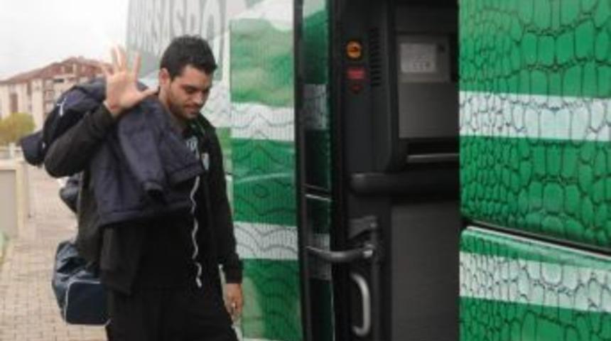 Timsah İzmir’e Hareket Etti