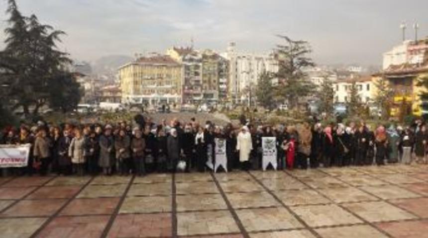 Milli M&uuml;cadele D&ouml;nemi İlk Kadın Mitinginin 93. Yıl D&ouml;n&uuml;m&uuml; T&ouml;renlerle Kutlandı