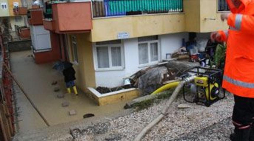 Manavgat'ta şiddetli yağış