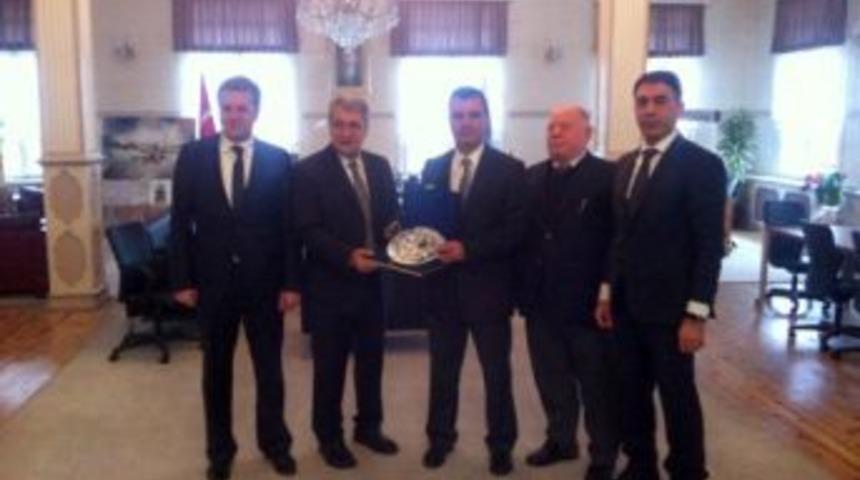 Helozon İşadamları Derneği&rsquo;nden Ey&uuml;p Belediyesi&rsquo;ne Ziyaret