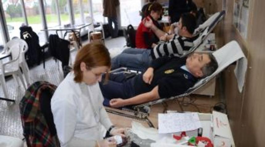 &Ccedil;orlu Emniyetinden Kan Bağış Kampanyası