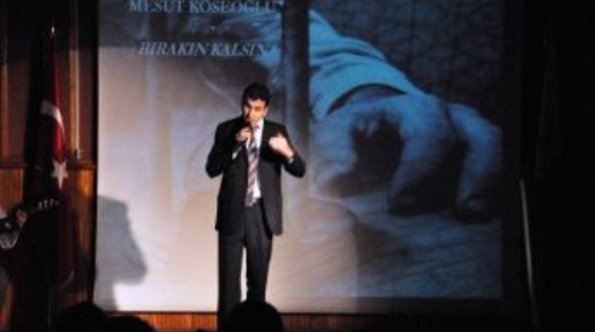 Be&uuml;'de Şiir Dinletisi